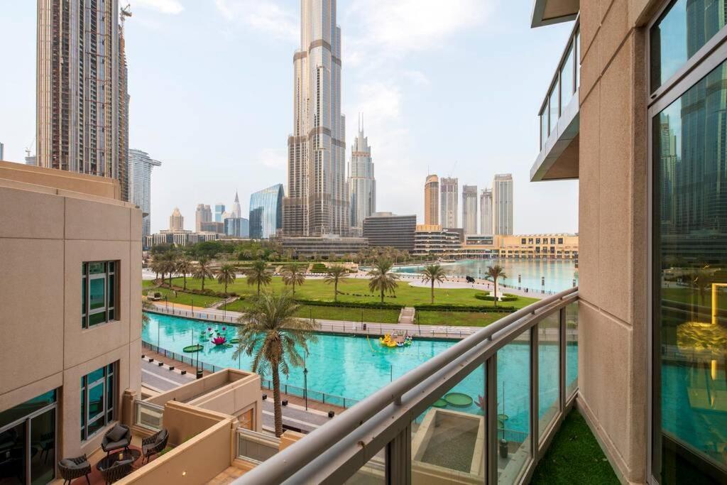 First Class 2Br With Full Burj Khalifa And Fountain View Dubai Exterior foto